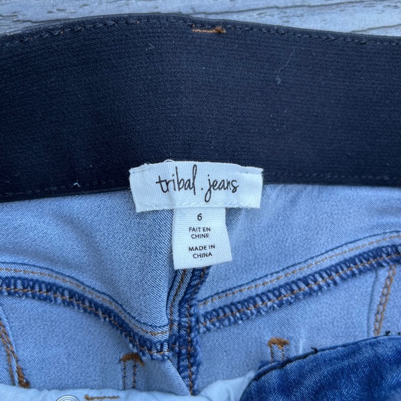 NWT Ladies Tribal Jeans - Picture 3 of 5